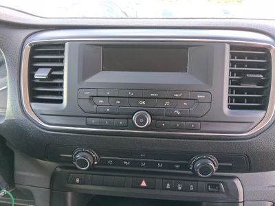 peugeot-expert-combi-9-1-6-bluehdi-100cv-standard-10 Thumbnail