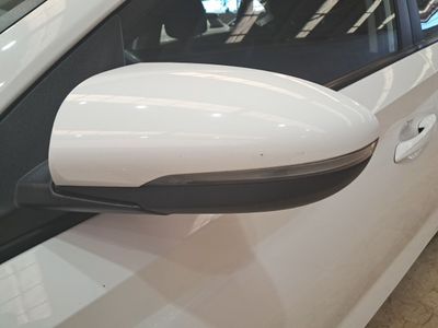 hyundai-i20-1-0-tgdi-74kw-100cv-48v-essence-27 Thumbnail