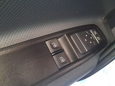 mercedes-citan-112-cdi-85kw-tourer-base-largo-13 Thumbnail