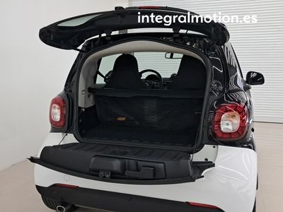 smart-fortwo-0-9-66kw-90cv-coupe-29 Thumbnail