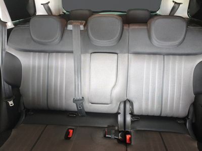 fiat-500l-1-6-16v-multijet-ii-120cv-s-s-lounge-19 Thumbnail