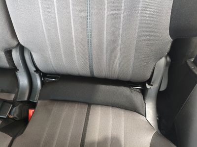 fiat-500l-1-6-16v-multijet-ii-120cv-s-s-lounge-22 Thumbnail