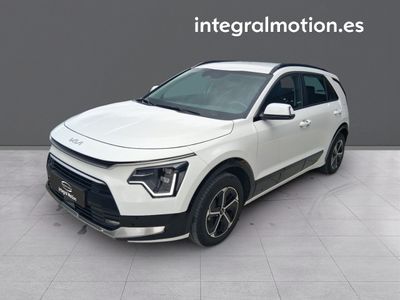 kia-niro-1-6-gdi-hev-95kw-129cv-drive-0