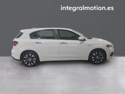 fiat-tipo-1-4-t-jet-88kw-120cv-mirror-24 Thumbnail