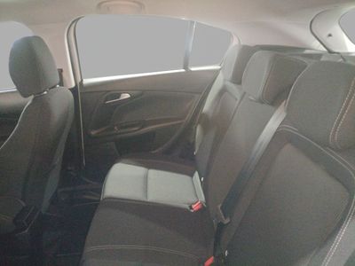fiat-tipo-1-4-t-jet-88kw-120cv-mirror-8 Thumbnail