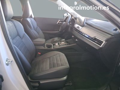 mitsubishi-outlander-phev-kaiteki-4wd-8 Thumbnail