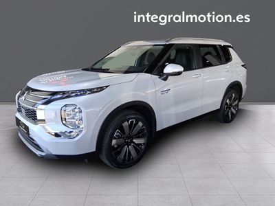 mitsubishi-outlander-phev-kaiteki-4wd-0