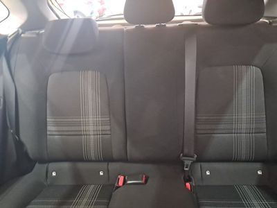 hyundai-i20-1-0-tgdi-74kw-100cv-48v-essence-16 Thumbnail