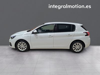 peugeot-308-5p-active-pack-bluehdi-130-s-s-man-22 Thumbnail