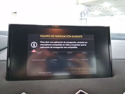 ds-ds-3-crossback-bluehdi-81-kw-manual-chic-13 Thumbnail