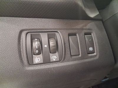renault-clio-life-dci-55kw-75cv-18-15 Thumbnail
