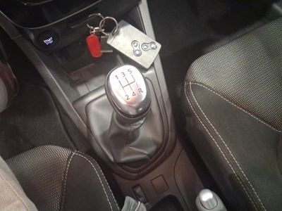 renault-clio-life-dci-55kw-75cv-18-17 Thumbnail