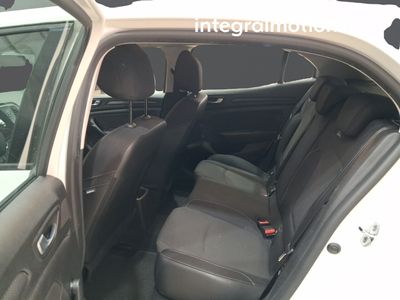 renault-megane-life-blue-dci-85-kw-115cv-9 Thumbnail