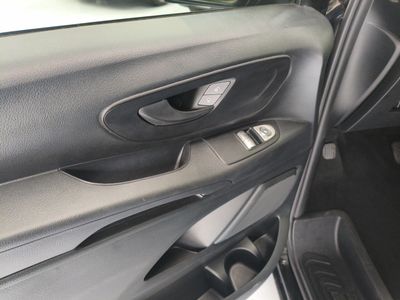 mercedes-vito-116-cdi-tourer-pro-largo-31 Thumbnail
