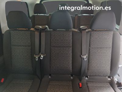 mercedes-vito-116-cdi-tourer-pro-largo-19 Thumbnail