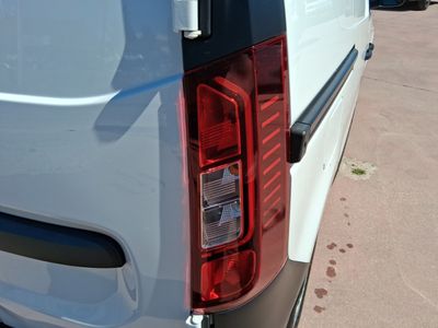 renault-express-confort-1-5-blue-dci-70-kw-95-cv-furg-n-derivado-de-turismo-17 Thumbnail