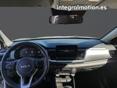 kia-stonic-1-0-t-gdi-74kw-100cv-mhev-drive-dct-6 Thumbnail