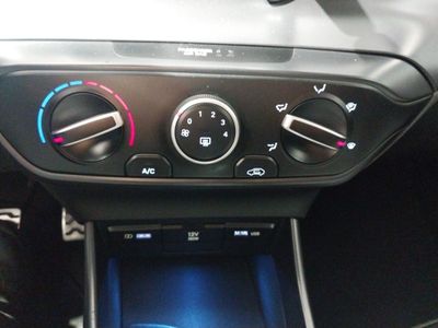 hyundai-bayon-1-2-mpi-maxx-16 Thumbnail
