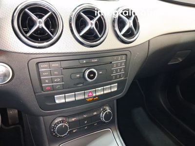 mercedes-clase-b-b-200-d-16 Thumbnail