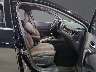 mitsubishi-grandis-130t-mhev-kaiteki-8 Thumbnail