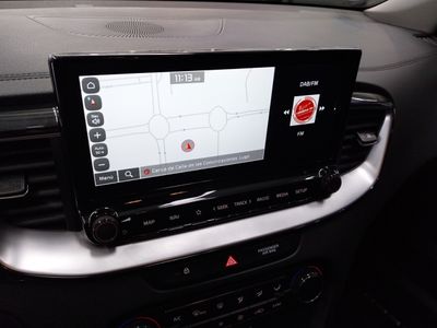 kia-ceed-1-6-mhev-imt-100kw-136cv-drive-14 Thumbnail