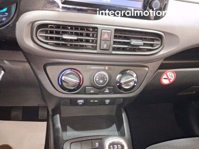 hyundai-i10-1-0-klass-16 Thumbnail