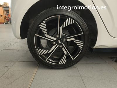 hyundai-i10-1-2-n-line-28 Thumbnail
