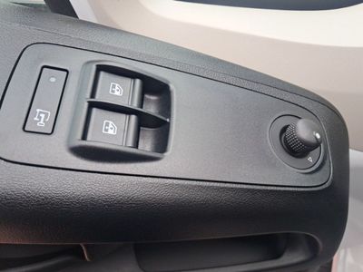 fiat-ducato-35-l2h2-mjet-2-3-103kw-easy-pro-furg-n-103kw-21 Thumbnail