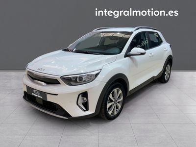 kia-stonic-1-0-t-gdi-74kw-100cv-mhev-imt-drive-0