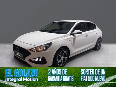 hyundai-i30-1-6-crdi-100kw-136cv-48v-klass-fastback-0 Thumbnail