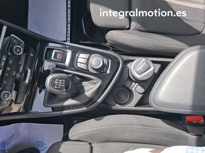 bmw-serie-2-active-tourer-218d-21 Thumbnail