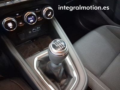 mitsubishi-colt-100t-motion-17 Thumbnail