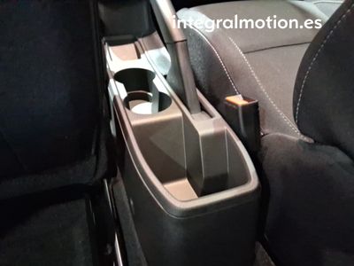mitsubishi-colt-100t-motion-20 Thumbnail