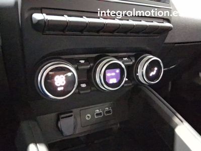 mitsubishi-colt-100t-motion-16 Thumbnail
