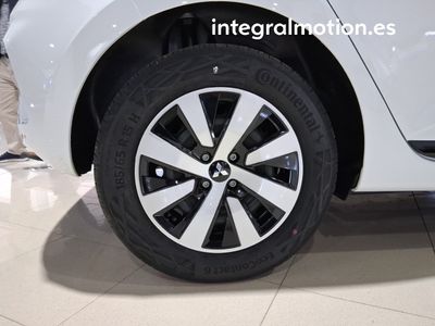 mitsubishi-colt-100t-motion-28 Thumbnail