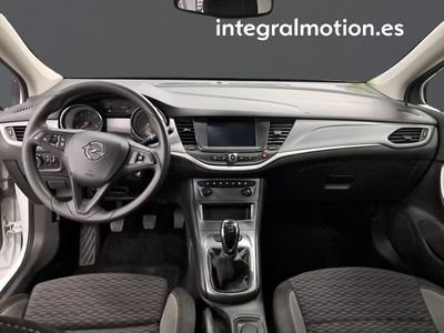 opel-astra-1-5d-dvh-90kw-122cv-elegance-st-6 Thumbnail