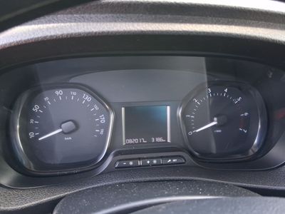 fiat-scudo-furg-n-furg-n-l2-120cv-mt6-business-8 Thumbnail
