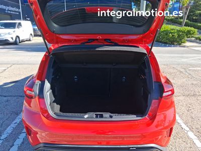 ford-focus-1-0-ecoboost-mhev-92kw-st-line-29 Thumbnail