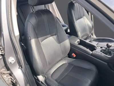 honda-civic-1-5-i-vtec-turbo-executive-8 Thumbnail