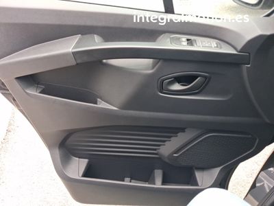 renault-trafic-equilibre-largo-eneb-dci-125kw-edc-25 Thumbnail