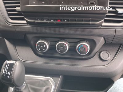 renault-trafic-equilibre-largo-eneb-dci-125kw-edc-11 Thumbnail