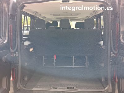 renault-trafic-equilibre-largo-eneb-dci-125kw-edc-6 Thumbnail