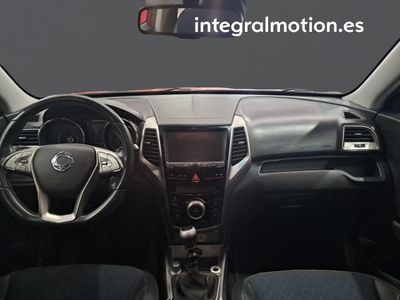 ssangyong-tivoli-g16-limited-4x2-6 Thumbnail