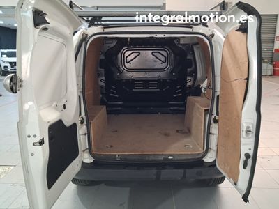fiat-fiorino-1-3-jtd-furgon-95cv-5 Thumbnail