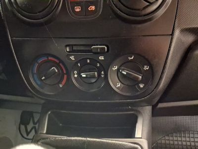 fiat-fiorino-1-3-jtd-furgon-95cv-10 Thumbnail