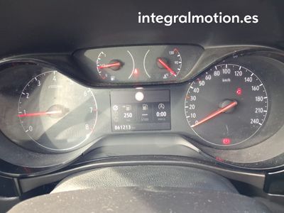opel-corsa-1-2-xel-55kw-75cv-edition-7 Thumbnail