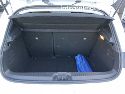 renault-clio-equilibre-blue-dci-74kw-100cv-22 Thumbnail