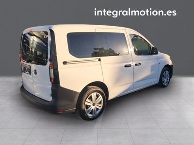 volkswagen-caddy-2-0-tdi-combi-102cv-4 Thumbnail