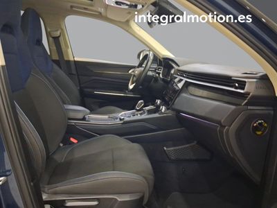 lynk-co-01-1-5-phev-8 Thumbnail