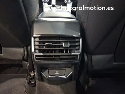 lynk-co-01-1-5-phev-20 Thumbnail